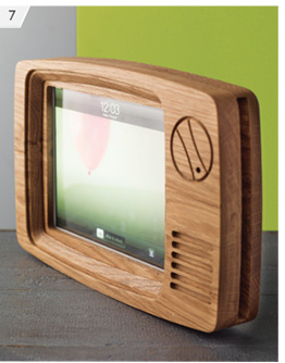 Retro TV Frame For iPad