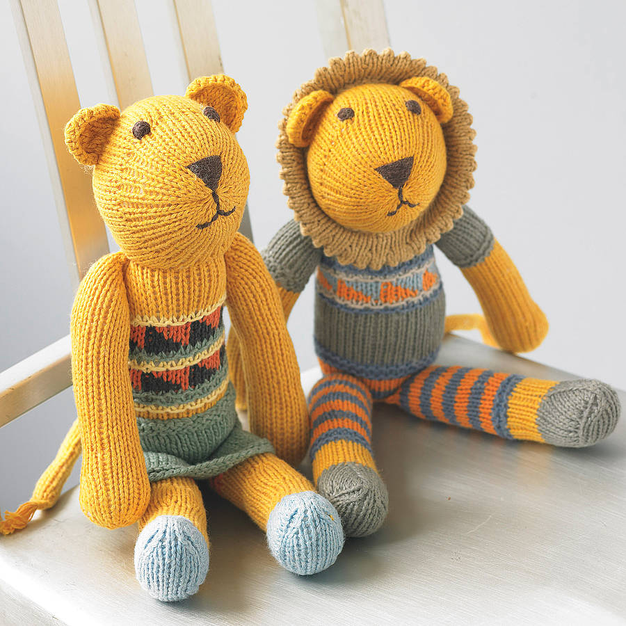 Hand Knit Toys 31