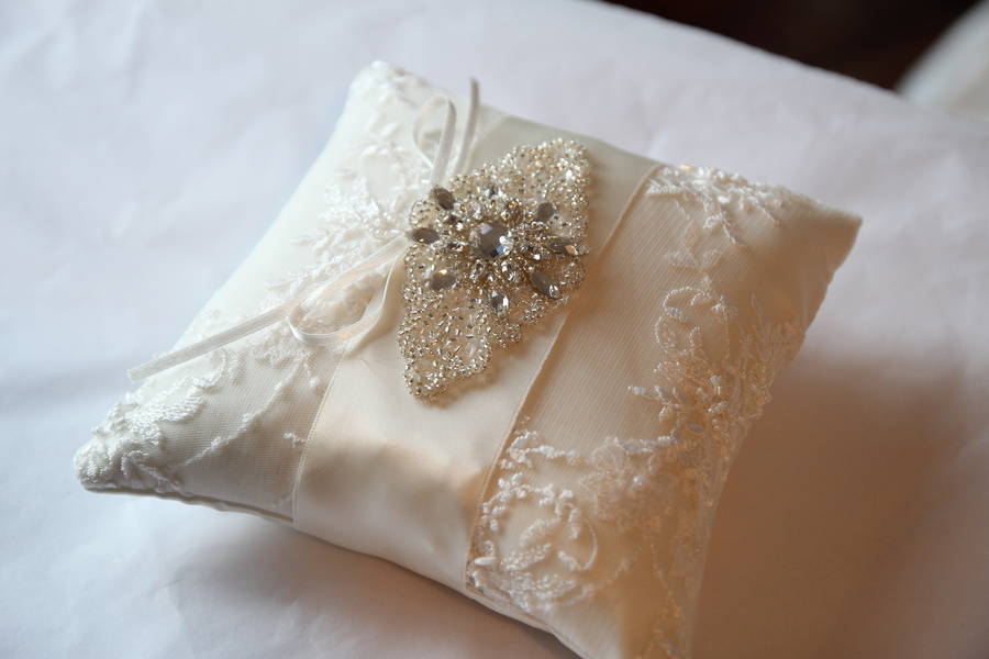 Pillow for wedding rings